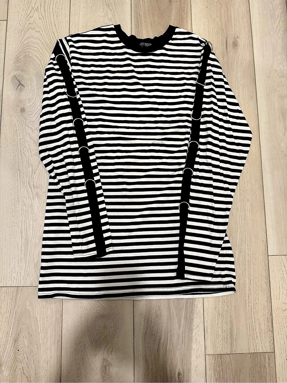 Current Mood Women's Striped Long Sleeve Top in Black & White with Side Rings
